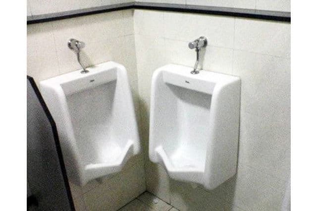 construction-mistake-urinals
