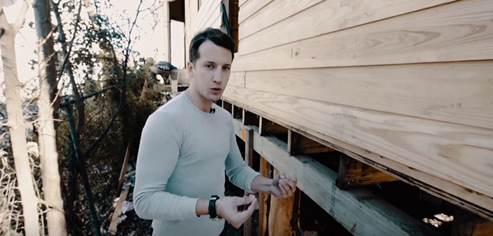 How to Work With Contractors and Manage a Job Site as a Flipping Newbie