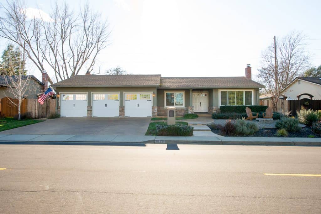 House 3.