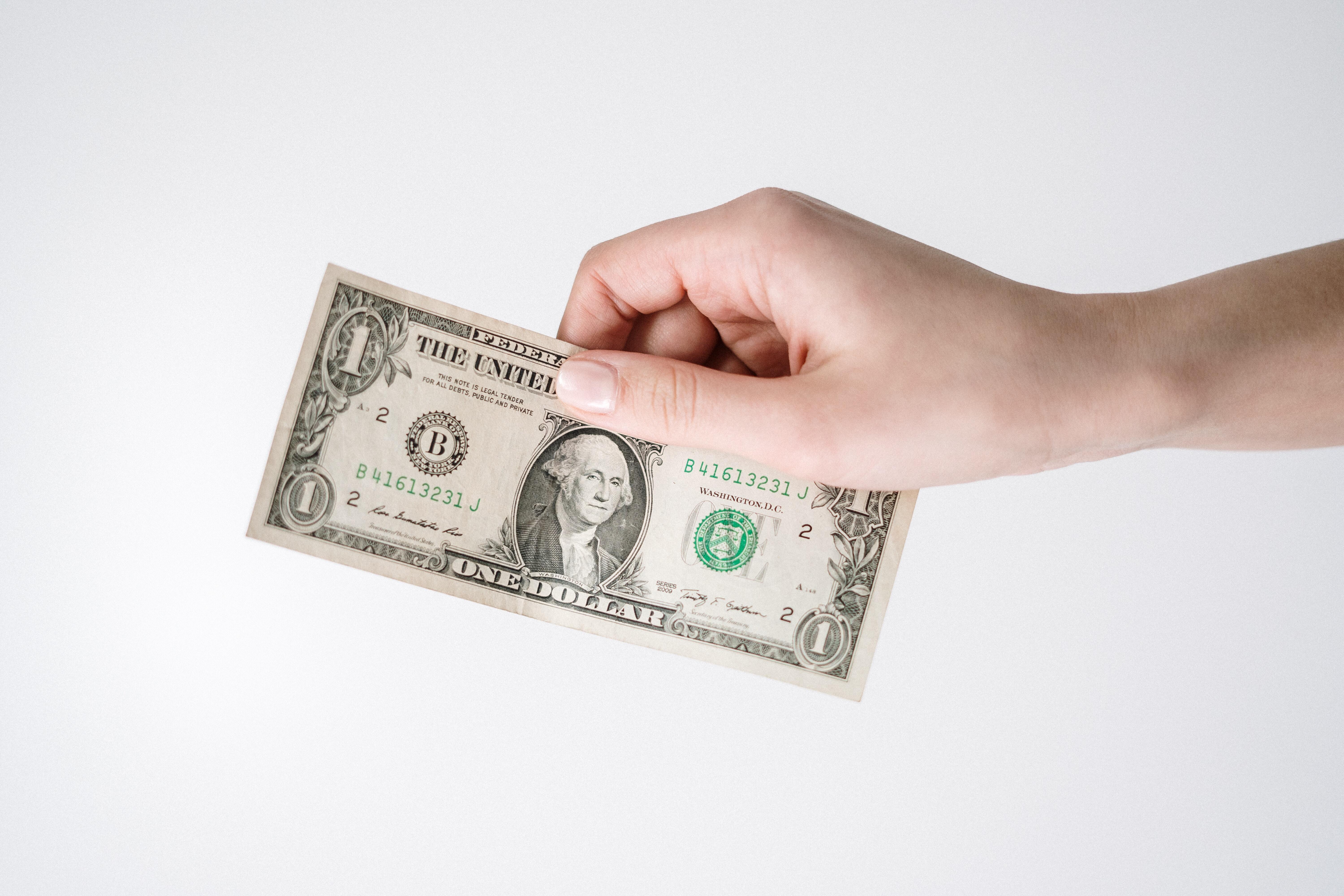 Personal Finance is Personal: Mindy Tracks Last Month’s Budgeting Wins, Errors, and Extra Expenses