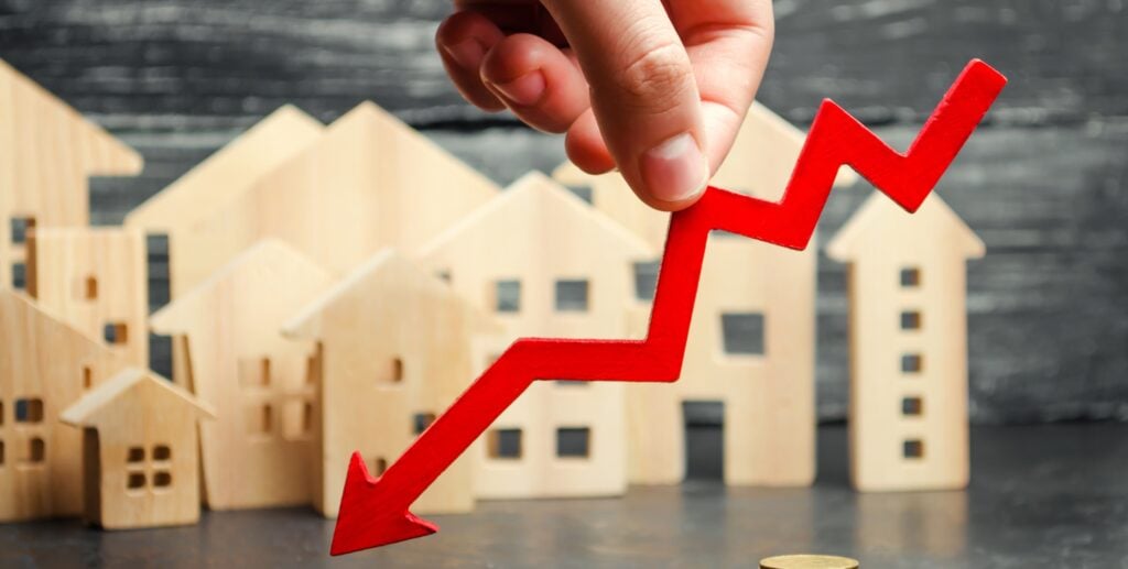 Mortgage Giants Are Pulling Back—How Worried Should You Be About the Market?