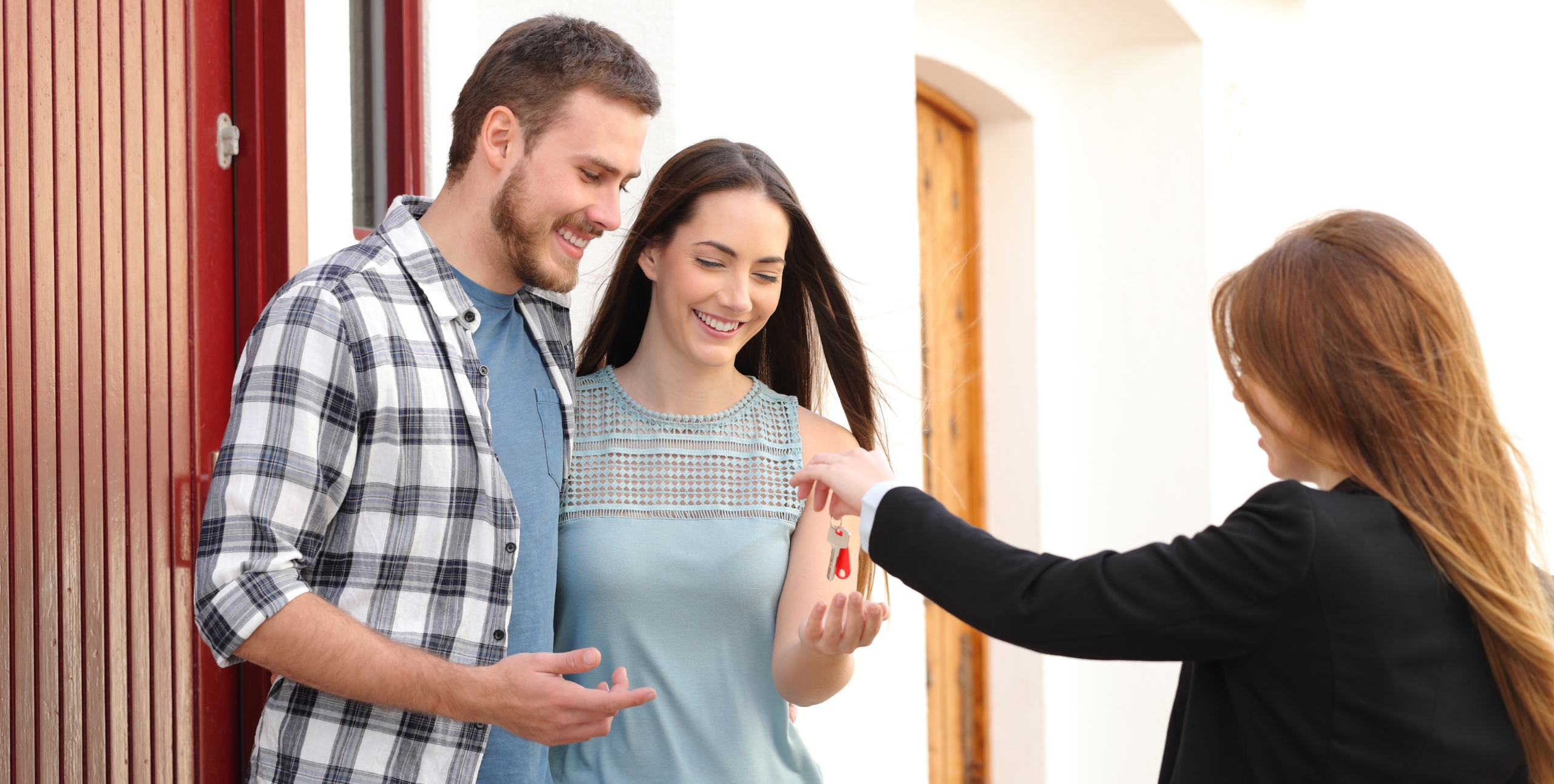 renters getting the keys to their new house